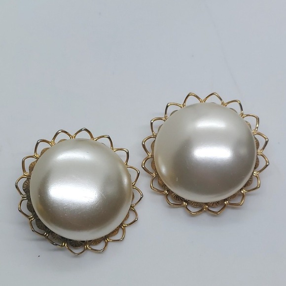 Vintage Judy Lee Gold Tone Faux Pearl Clip‎ On Earrings - Picture 3 of 6